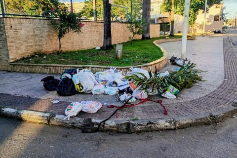 Lixo na praia e no bairro: o quê está acontecendo com a Codeg em Guarapari
