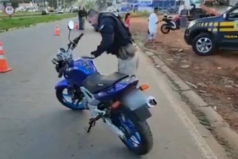 Motos com escapamentos adulterados são alvos da PM em Guarapari