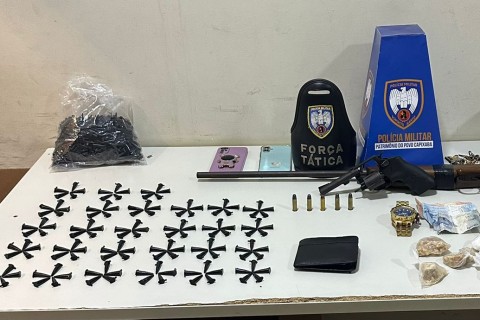 PM apreende drogas e cumpre mandados de prisão em Guarapari